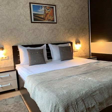 Gm Royal Plaza Aparthotel Borovets Ngoại thất bức ảnh